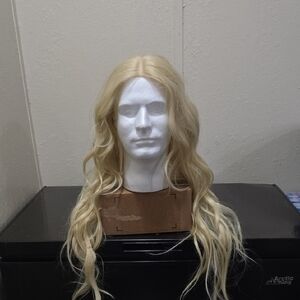 Blonde Wavy Hair Wig